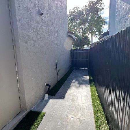 Apartamento Chic Private Retreat Homestead Exterior foto